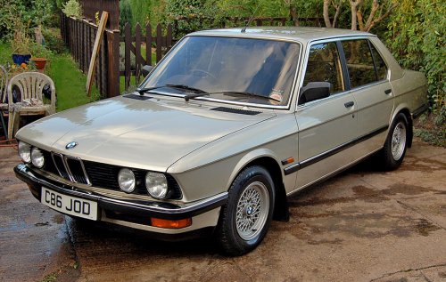 BMW E28 525e