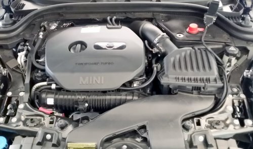 BMW B48 engine in a MINI Cooper