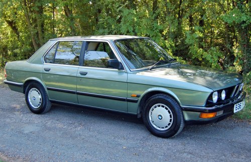 BMW E28 525e