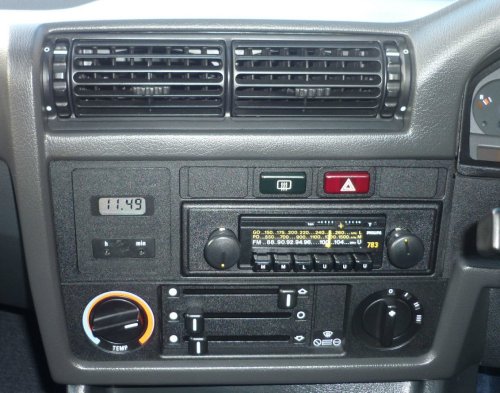 BMW e30 centre console