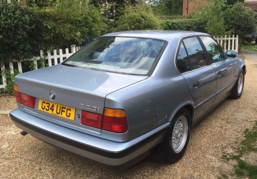 BMW E34 520i