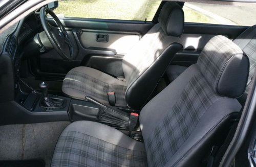 BMW E30 318i USA